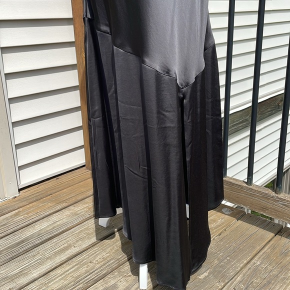 Gorgeous Black Satin Gown by Express - Picture 4 of 17